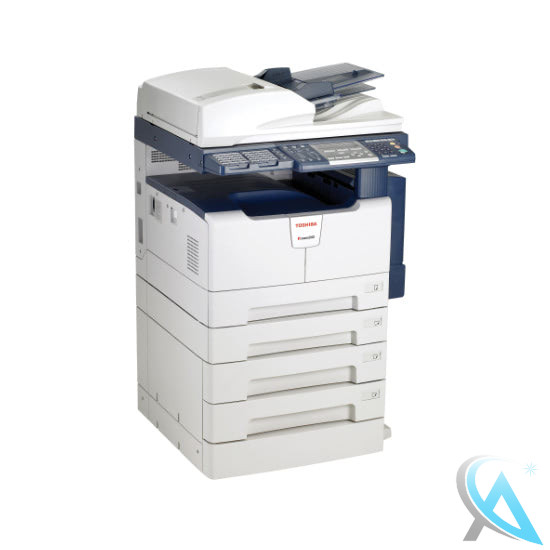 Toshiba e-STUDIO 182i gebrauchter Kopierer mit Papierfach auf Rollen