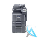 Kyocera TASKalfa 3510i gebrauchter Kopierer auf Unterschrank mit Rollen
